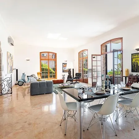 شقة Magnificent Sea Views
